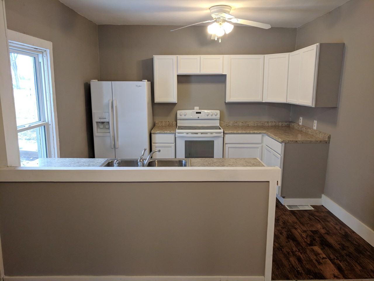 1023 S. Sheridan - Photo 2 of 10