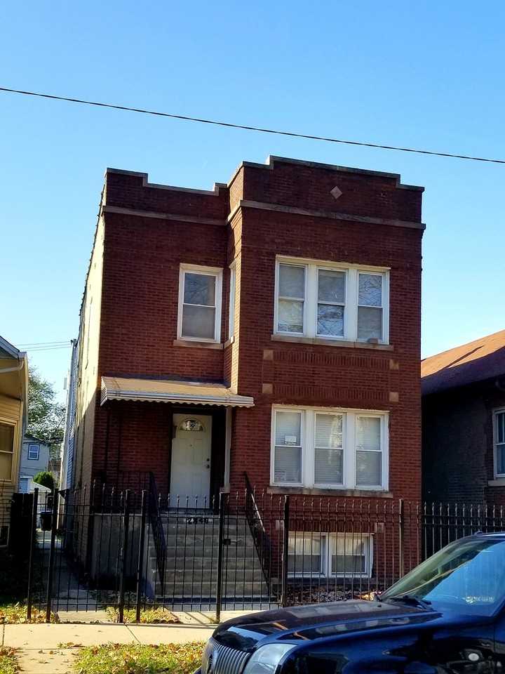 2 bedroom house for rent in devon chicago