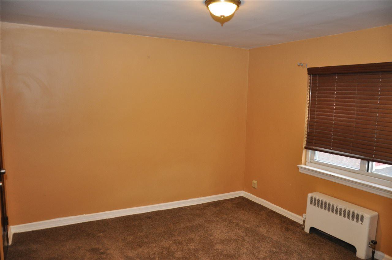 400 Esplanade - Photo 2 of 8