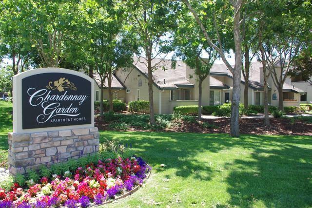Chardonnay Garden Apartment Homes - Photo 3 of 10