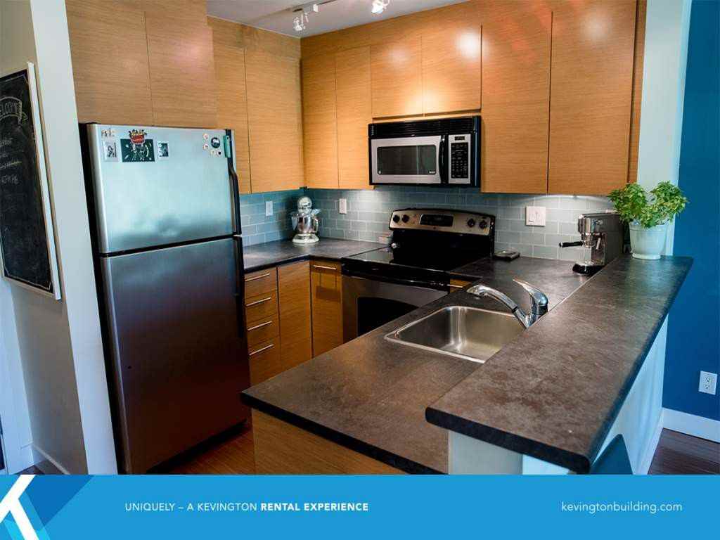 4453 Main Street - Photo 3 of 25