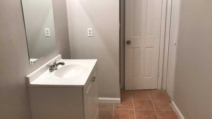 365 Winding River Village Apt #E - Photo 3 of 18