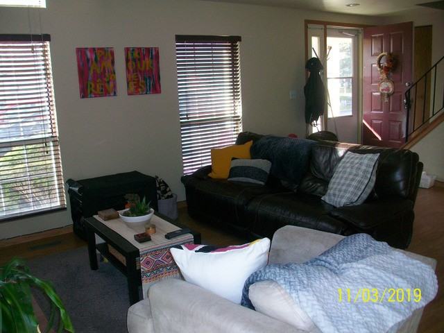 223 Acorn - Photo 2 of 13