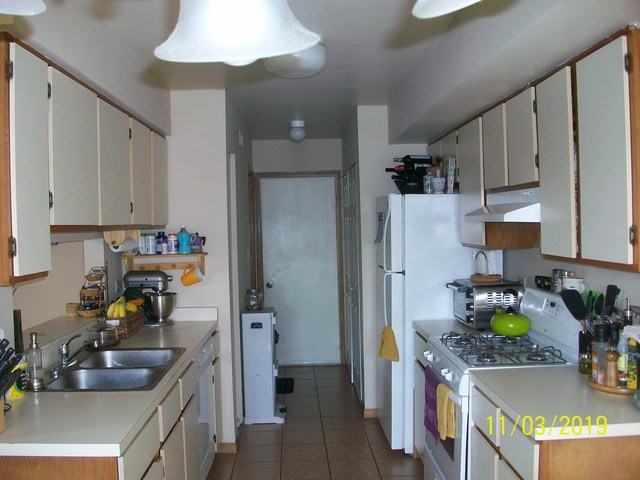 223 Acorn - Photo 3 of 13