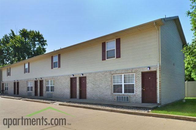 Barrington Apartments - Photo 2 of 4