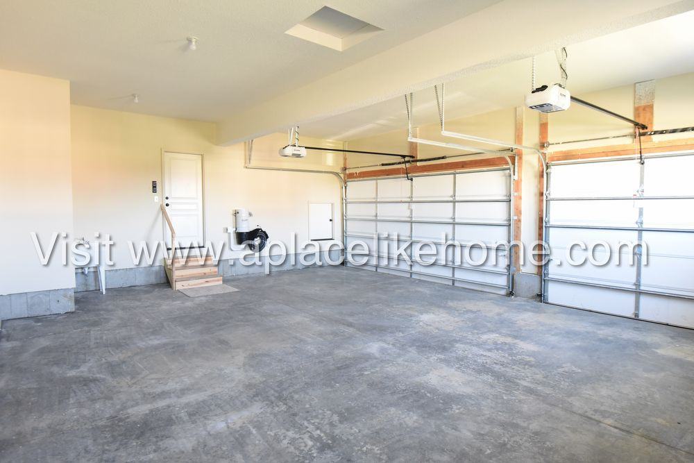 4309 N. 141st Pl - Photo 2 of 13