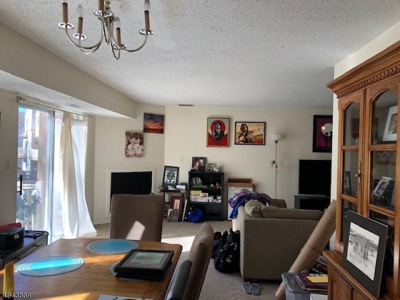 70 Woods Edge Dr - Photo 2 of 9