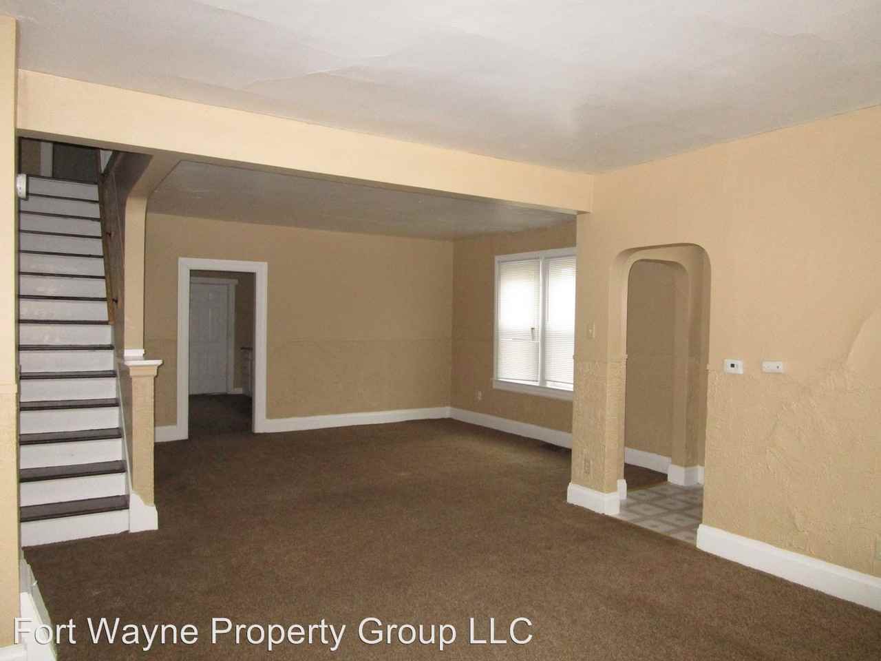 2815 - 2817 S Harrison Street - Photo 2 of 12