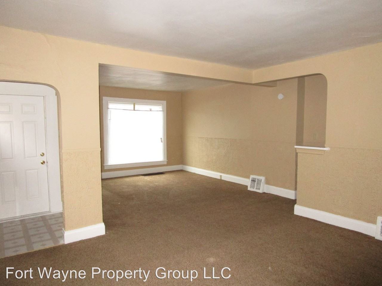 2815 - 2817 S Harrison Street - Photo 3 of 12