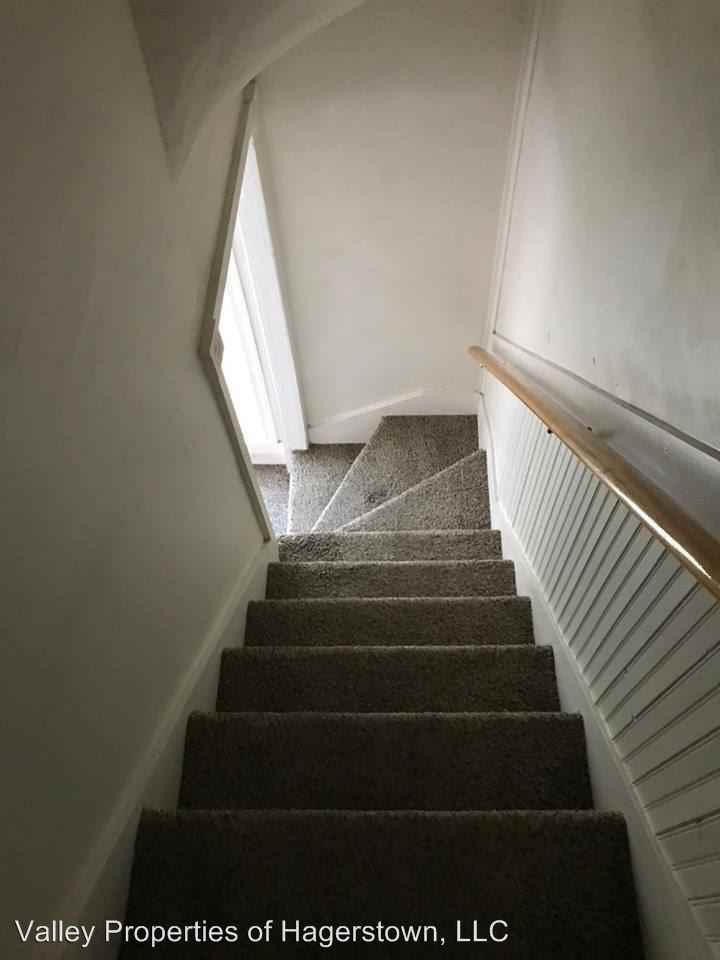 136-138 E. Fifth Street - Photo 2 of 16