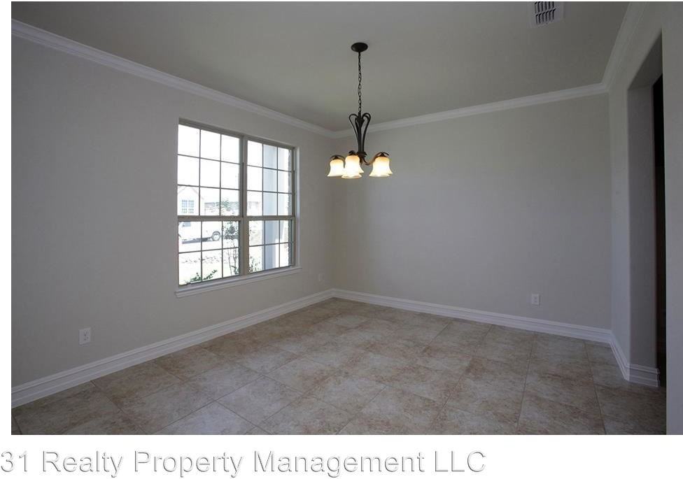 1059 Enchanted Rock Dr - Photo 3 of 16