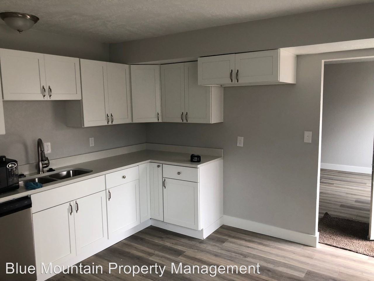 944 E 1060 S - Photo 2 of 18