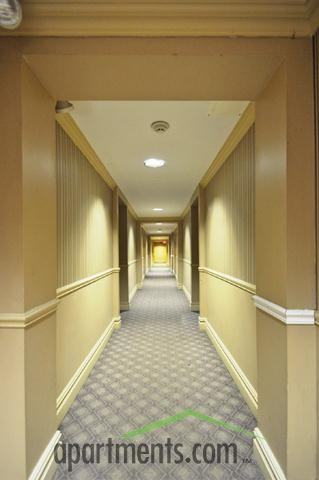 Hampshire House Apartments - Photo 3 of 15