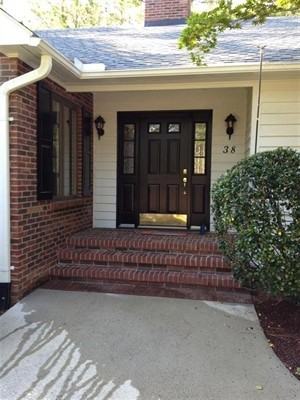 38 Lasswade Dr - Photo 2 of 23