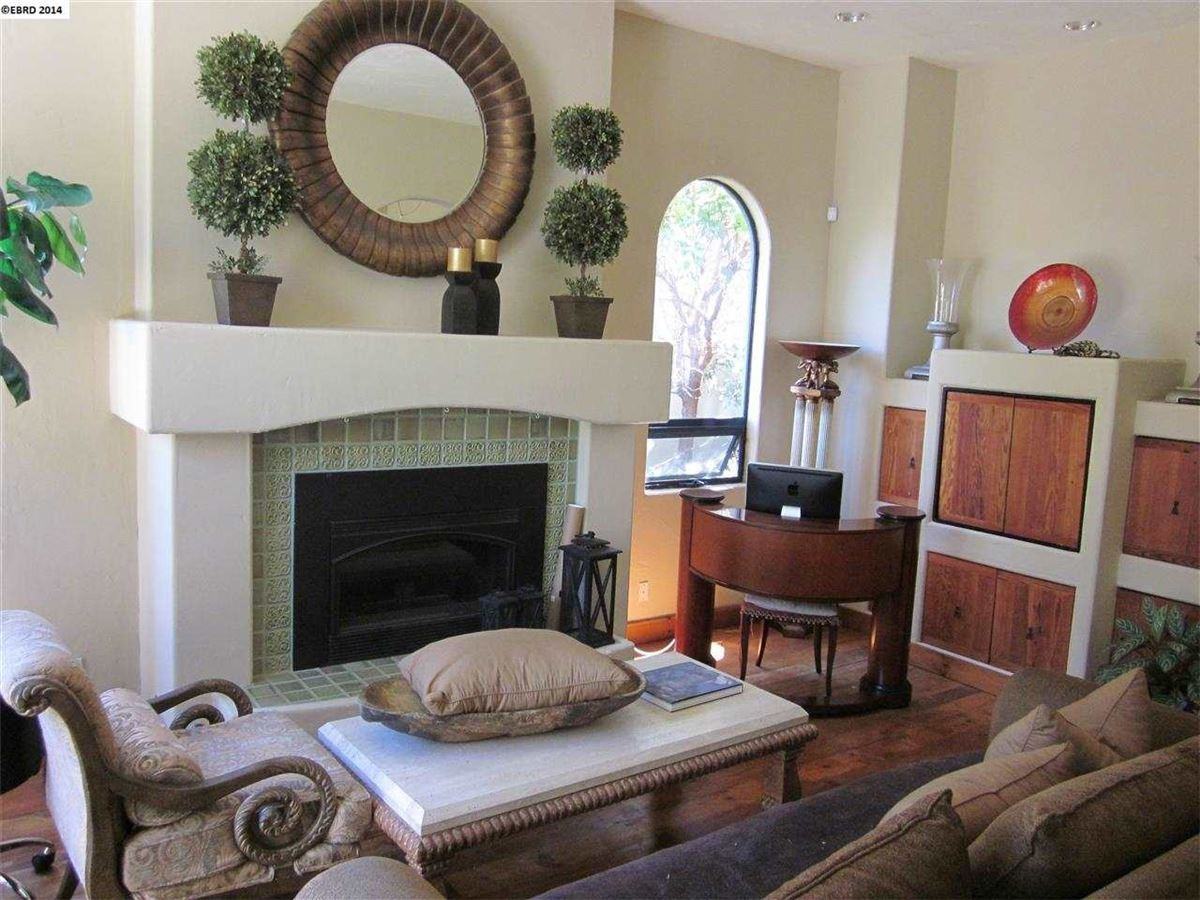 6990 Bristol Dr - Photo 3 of 15