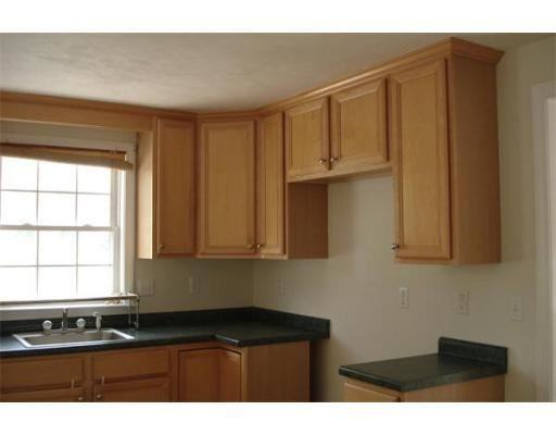 10 Oak Ridge Dr #1 - Photo 2 of 23