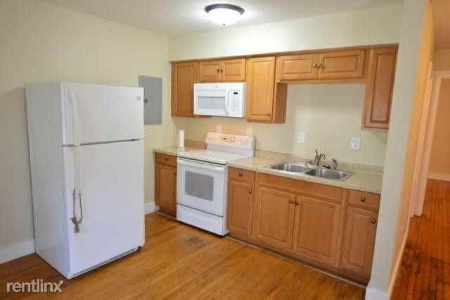 1157 Villa Ave - Photo 2 of 9