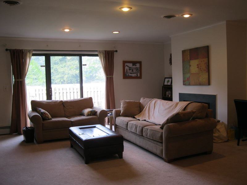 20 Hampton Ct - Photo 3 of 13