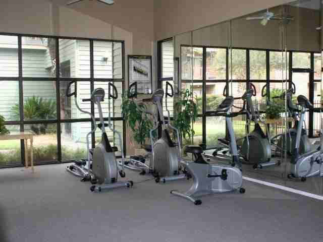 Falls on Antoine Apartments - Photo 2 of 16