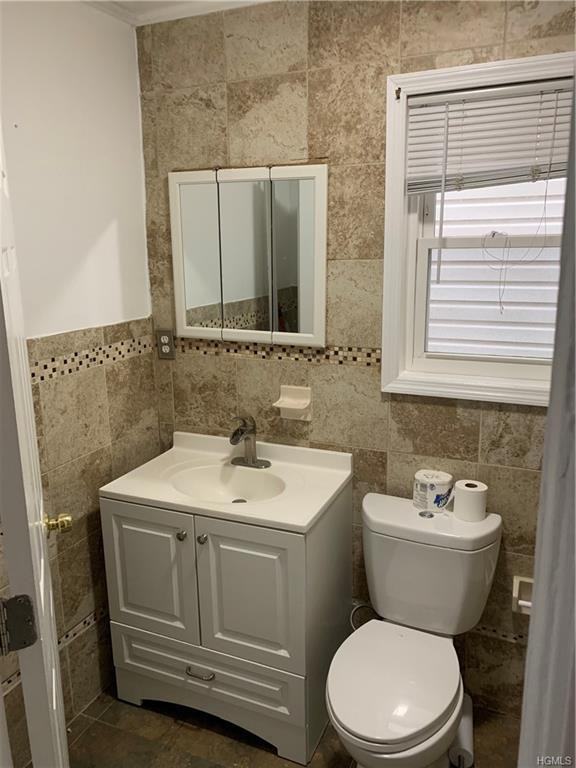 1726 Holland Avenue - Photo 2 of 7