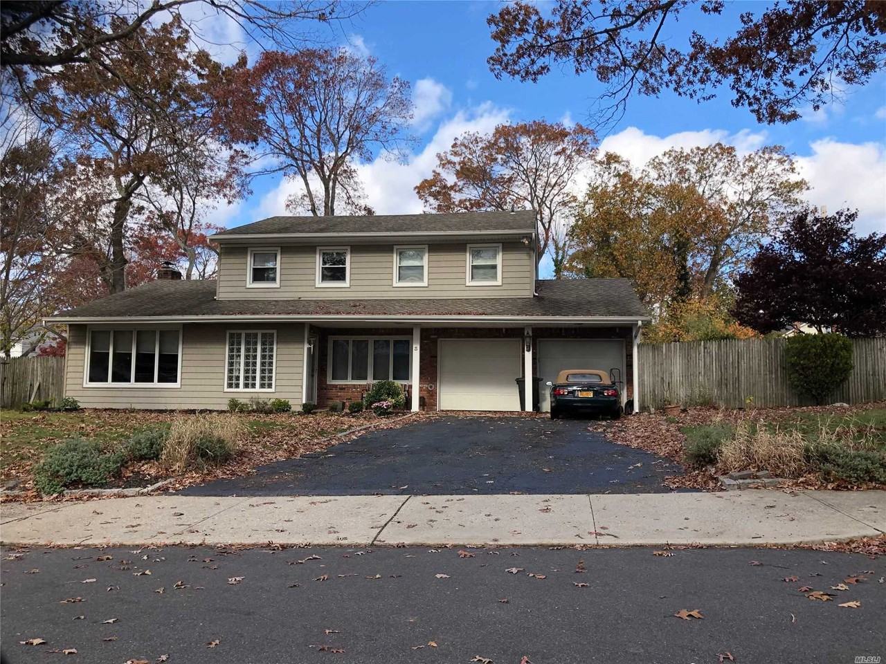 3 Amboy Ln - Photo 3 of 6