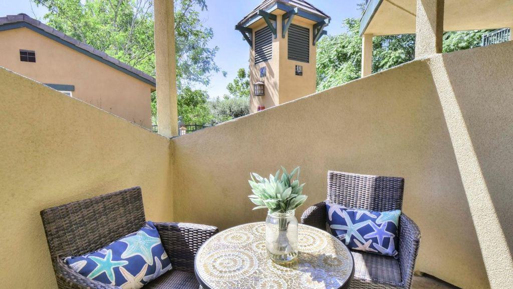 808 Lenzen Avenue #116 - Photo 3 of 8