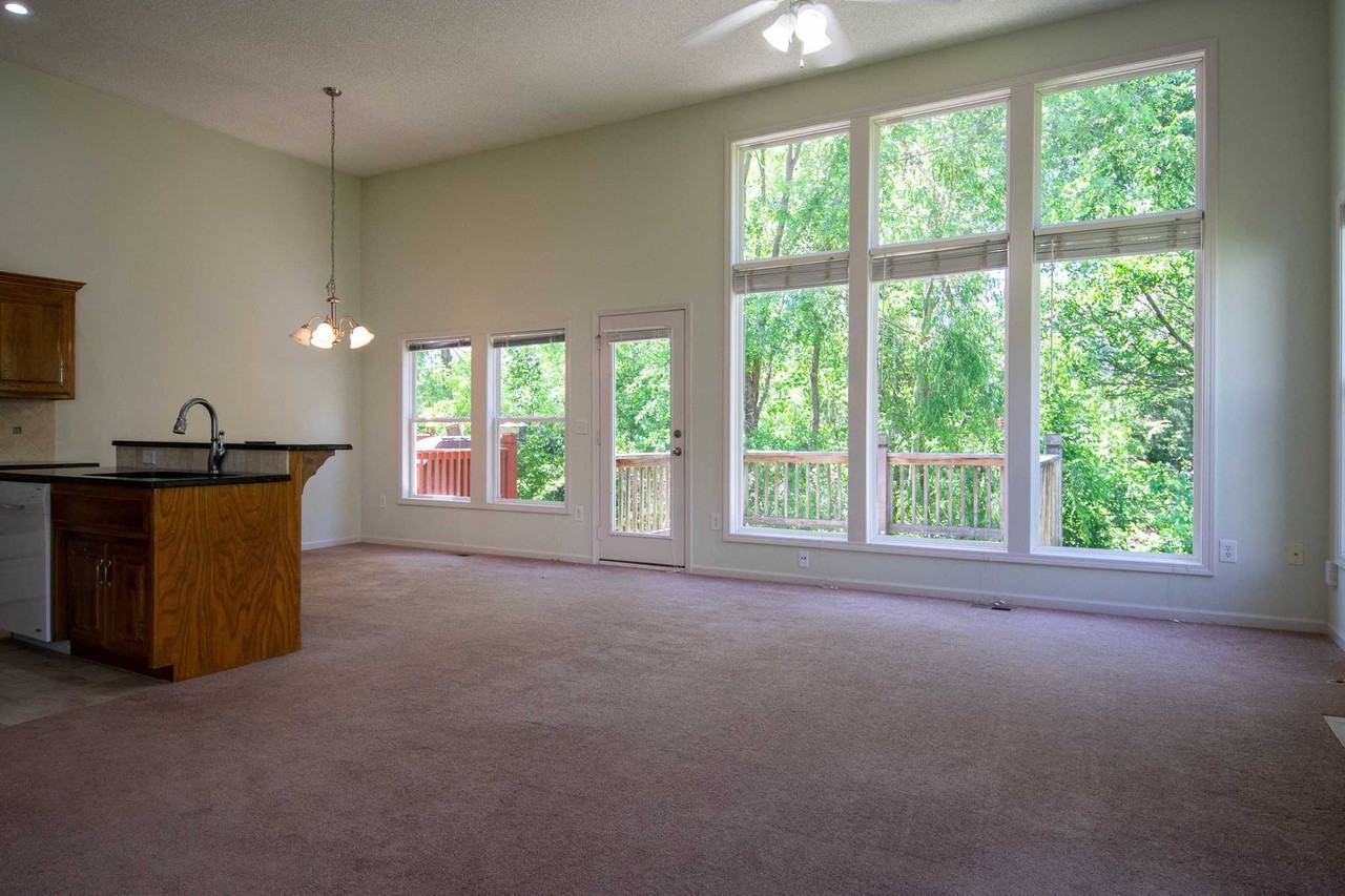 13145 Nebraskt Ct - Photo 2 of 10