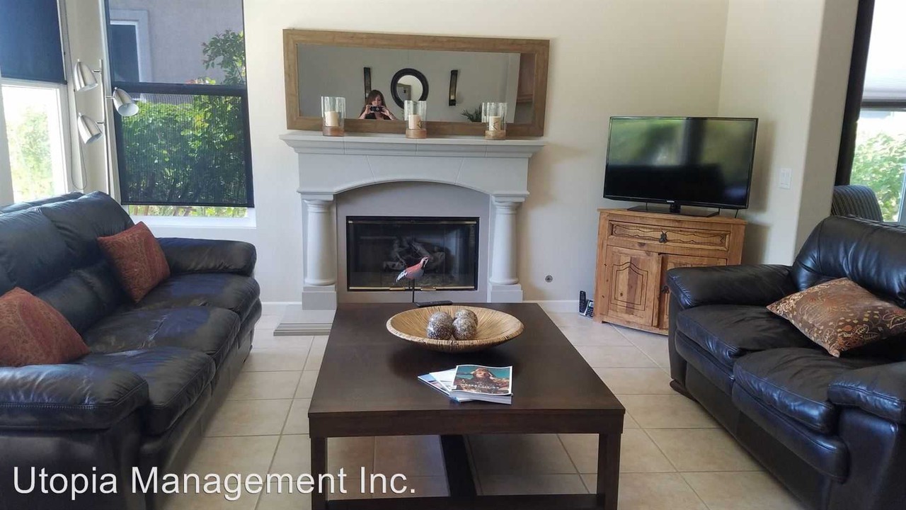 127 Shoreline Drive - Photo 3 of 10