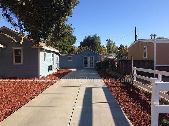 24920 1st Ave - Photo 3 of 7