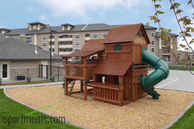 Meadowbrook Station - Photo 2 of 24