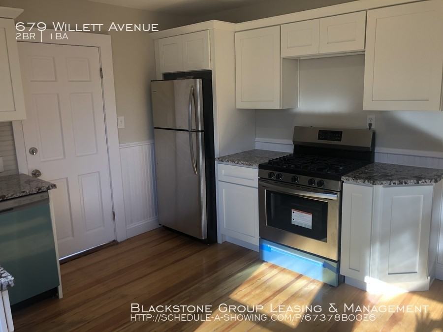 679 Willett Avenue - Photo 2 of 20