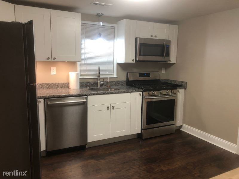 958 Lincoln Rd - Photo 2 of 23