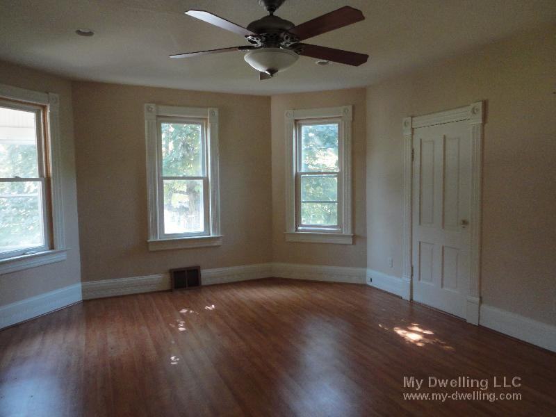 4236 W Oakwood Rd - Photo 2 of 25