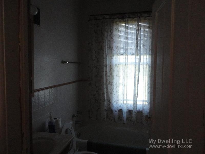 4236 W Oakwood Rd - Photo 3 of 25