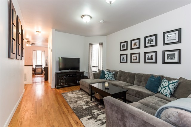 2944 Broadway #1N - Photo 2 of 10