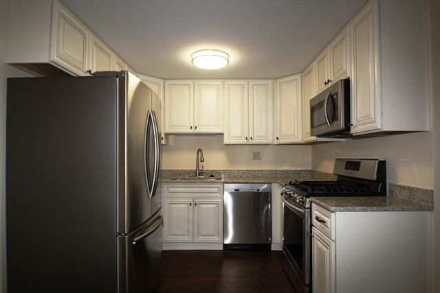 5 Eastham #5 - Photo 3 of 15