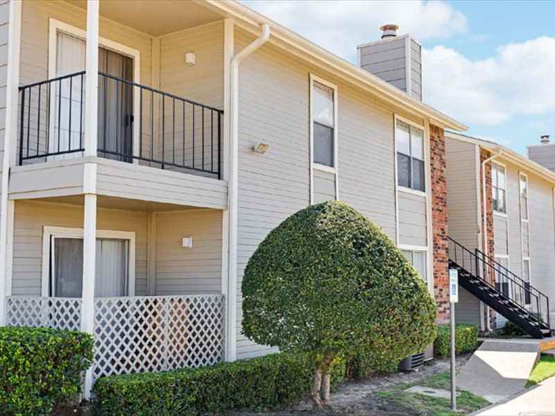 The Finley - Photo 3 of 7