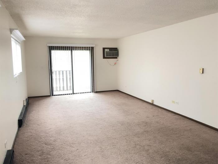 2175 Vernon Dr. - 4 - Photo 3 of 9