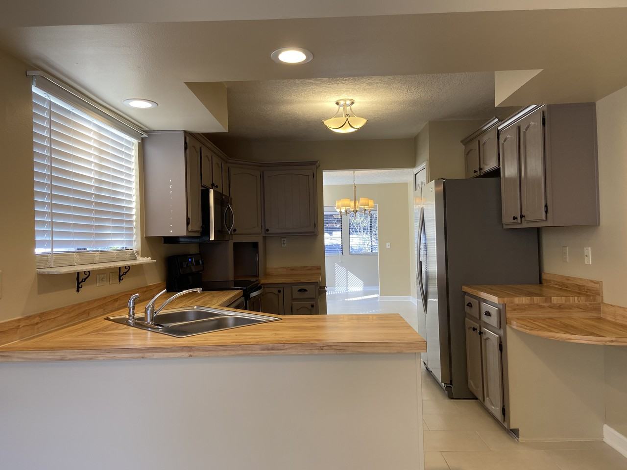 1107 Golf Club Court - Photo 3 of 16