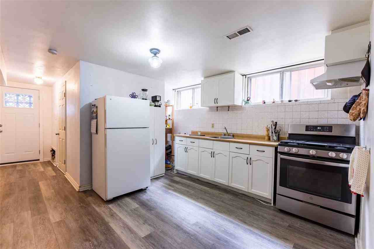 59 Sorlyn Avenue - Photo 3 of 7