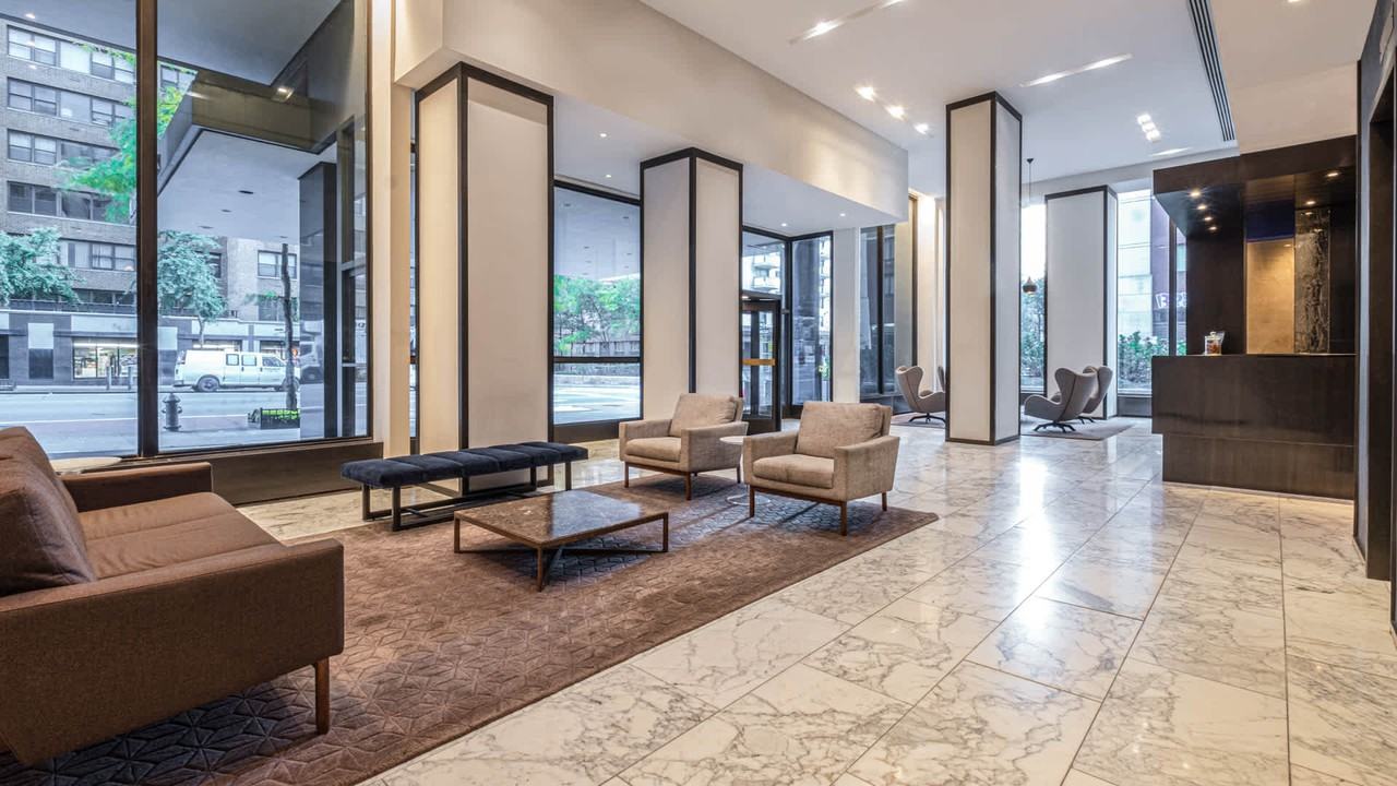 Murray Hill Tower - Photo 2 of 51