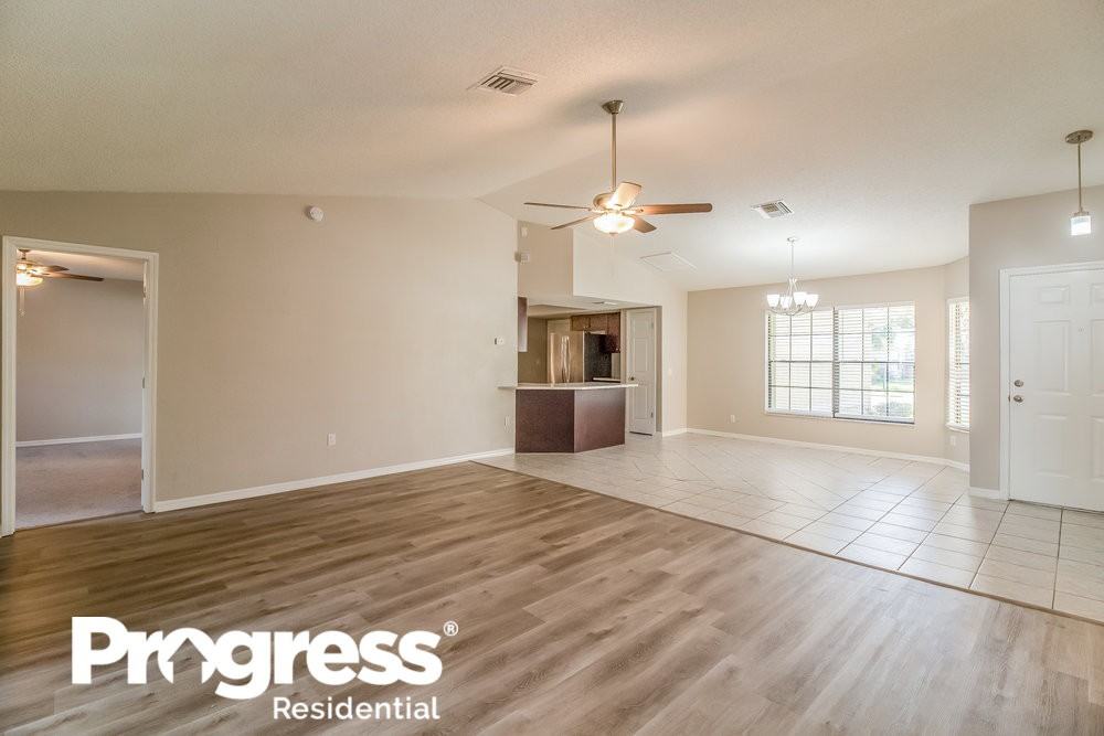 12307 Golden Oak Cir - Photo 3 of 15