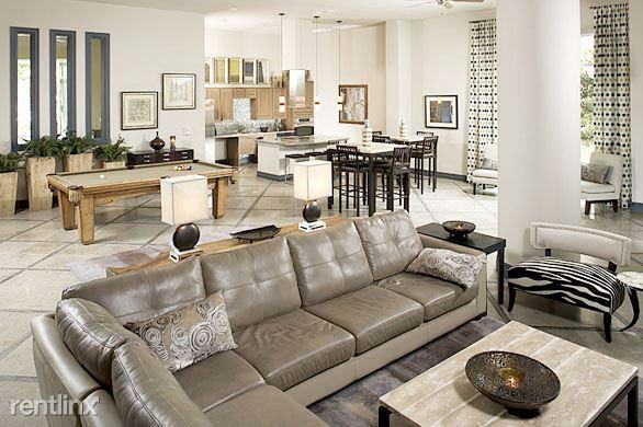 1811 N Greenville Ave - Photo 3 of 9