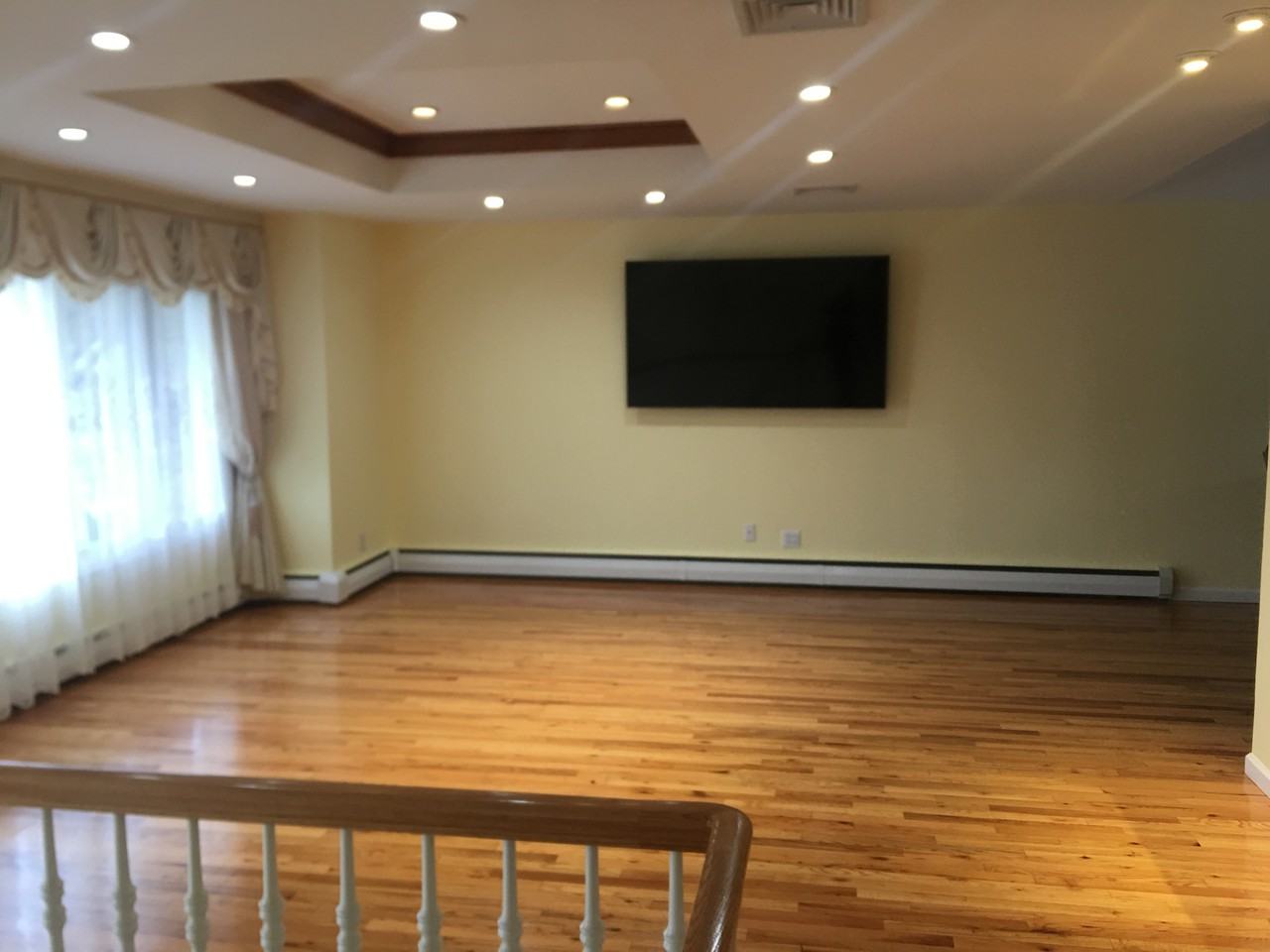 716 Park Ln - Photo 2 of 13