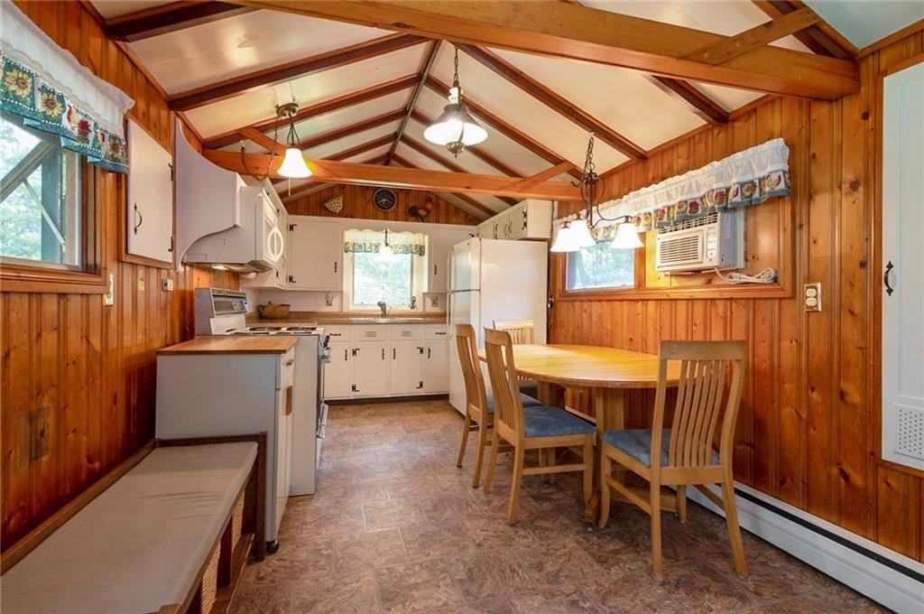 1431 Maple Valley Road - Photo 3 of 23