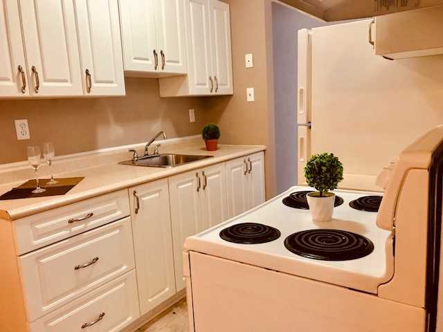 Herring Cove Road Apartments - Photo 2 of 5