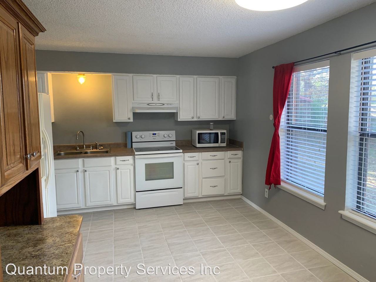 1385 15th Terr - Photo 3 of 10