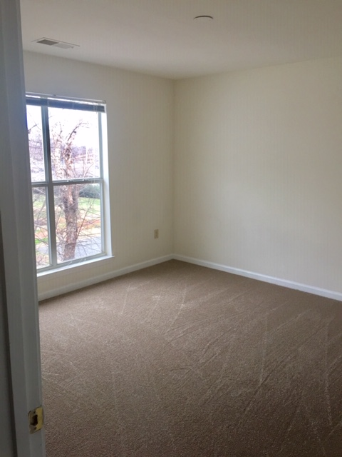 18 Hamiltons Bay Court - Photo 3 of 16