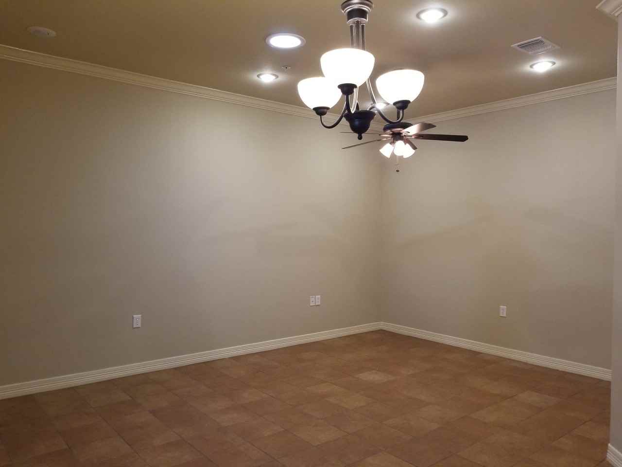 108A 108a Springwood Cir - Photo 2 of 8