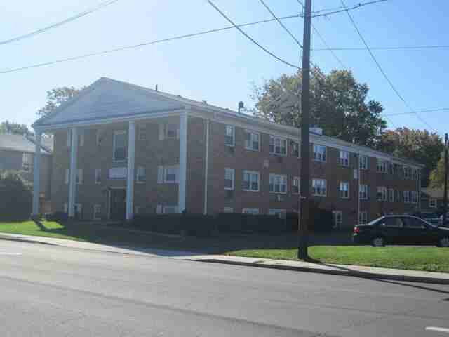 JS Rahway Apartments - Photo 3 of 8